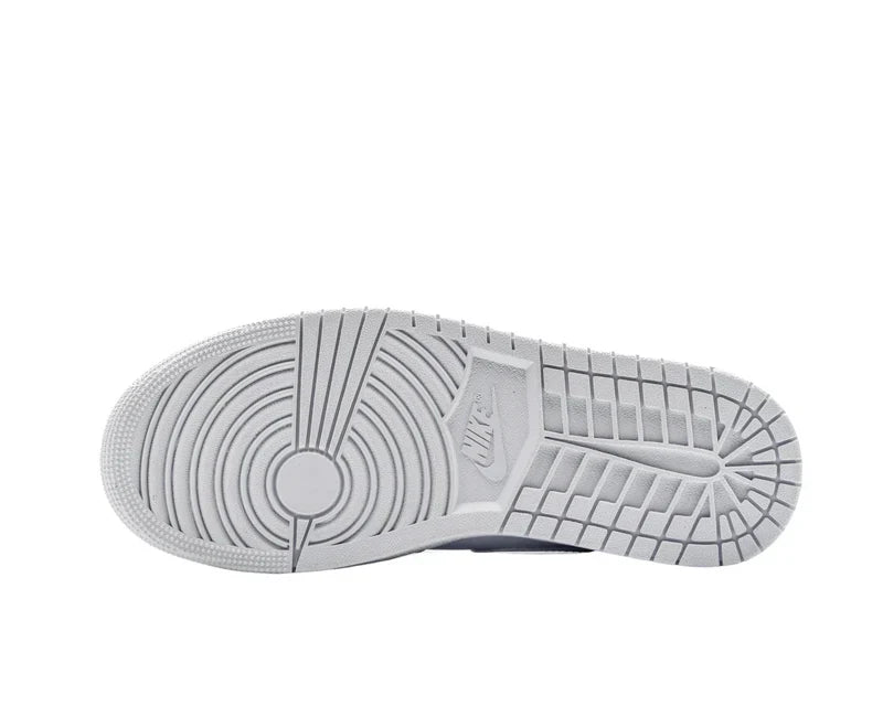 Air Jordan 1 Mid Triple White